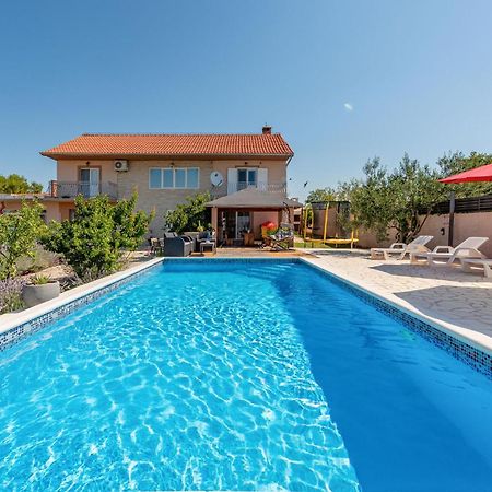 Amazing Home In Lisicic With Outdoor Swimming Pool Lisicici Extérieur photo